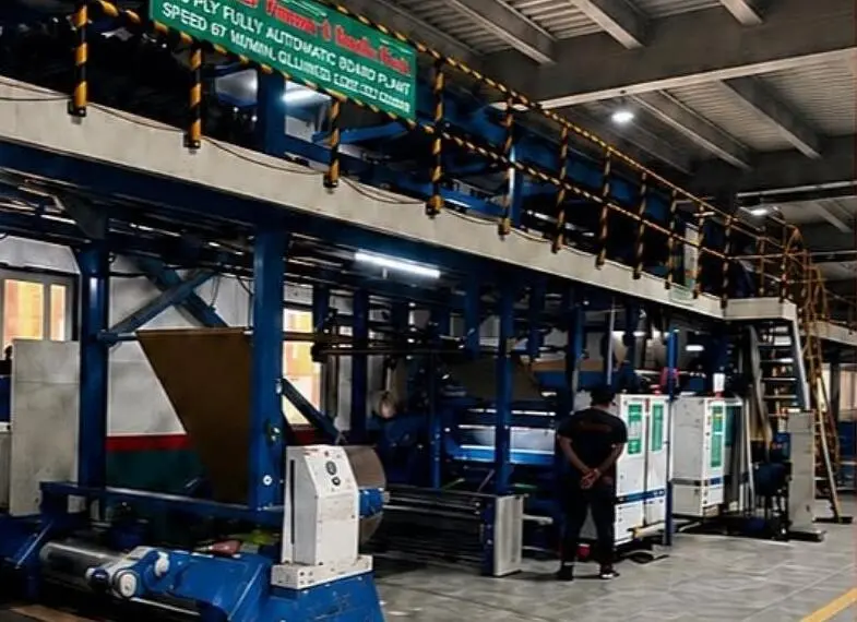 Automatic corrugating board plant floor at Kuber Paper & Pack